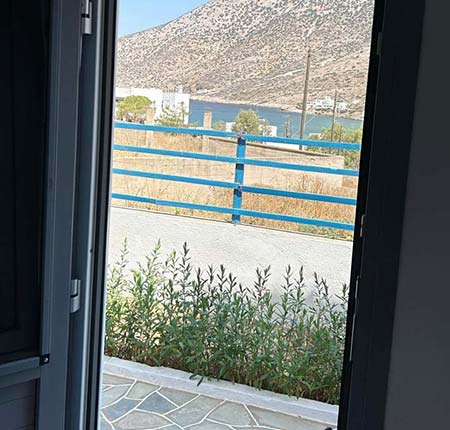 Chambre double avec vue sur le jardin